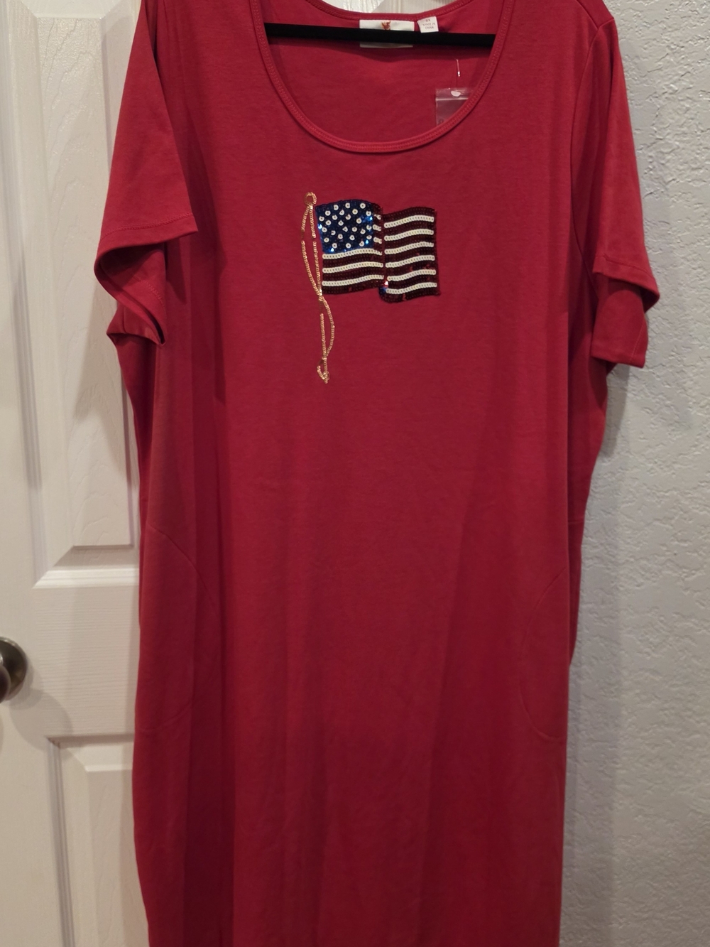 Quacker Factory Red Short Sleeve Tee Dresswith Sequin Flag Detail